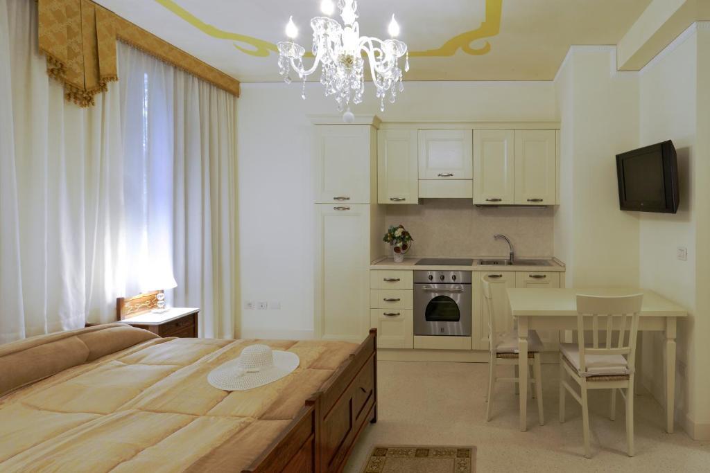 Barchessa Levi Morenos B&B Mira  Room photo